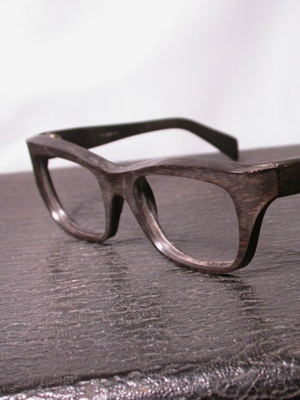 Vintage Prestige Shawn Wood Grain Horn Stripe Eyeglasses Made in Italy